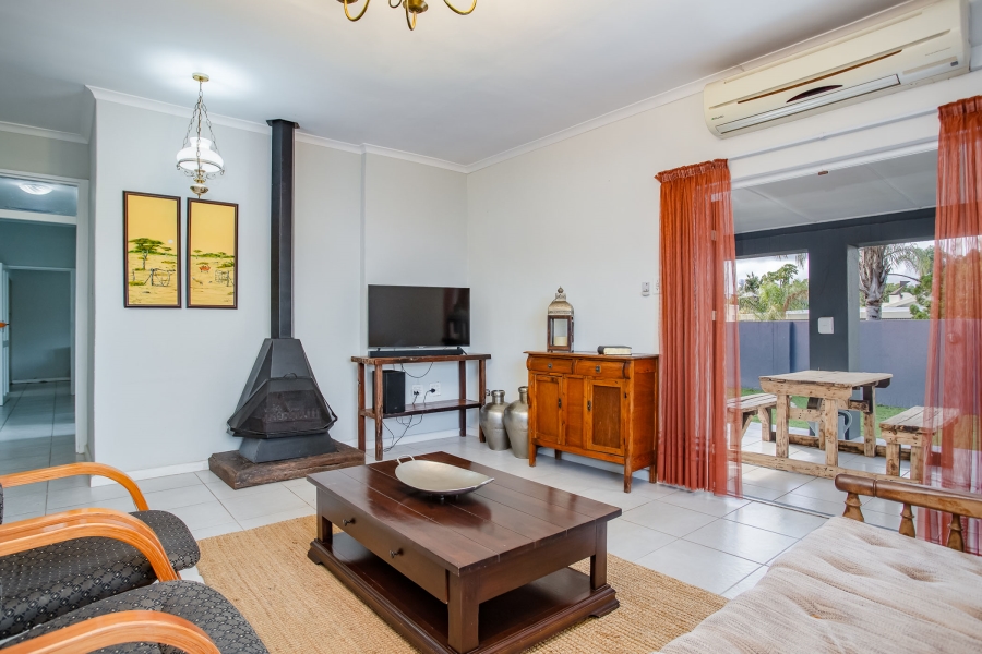 4 Bedroom Property for Sale in Paarl North Western Cape